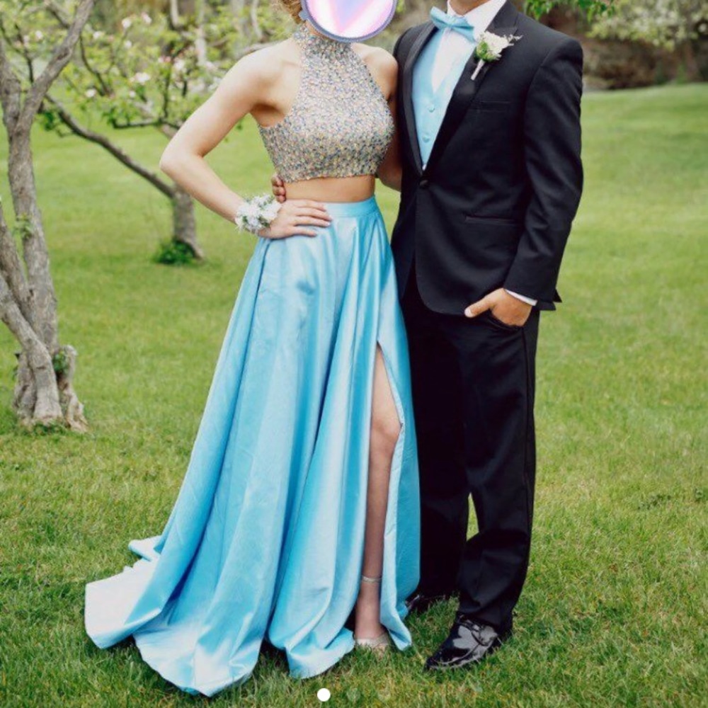 Sherri hill prom dress